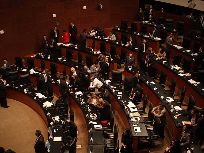 Comisiones de Senado aprueban ley de disciplina fiscal para estados